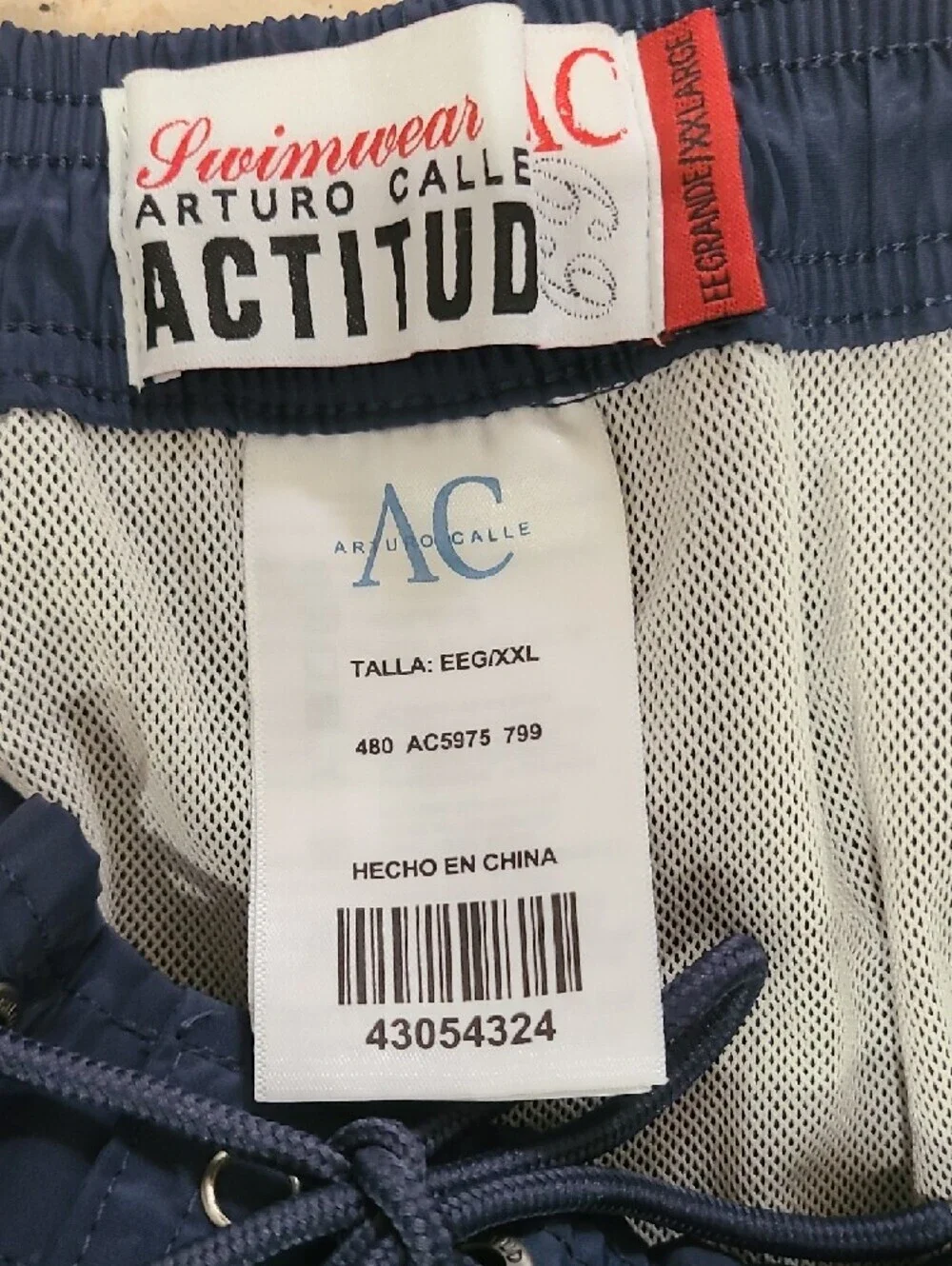 Arturo Calle navy swim